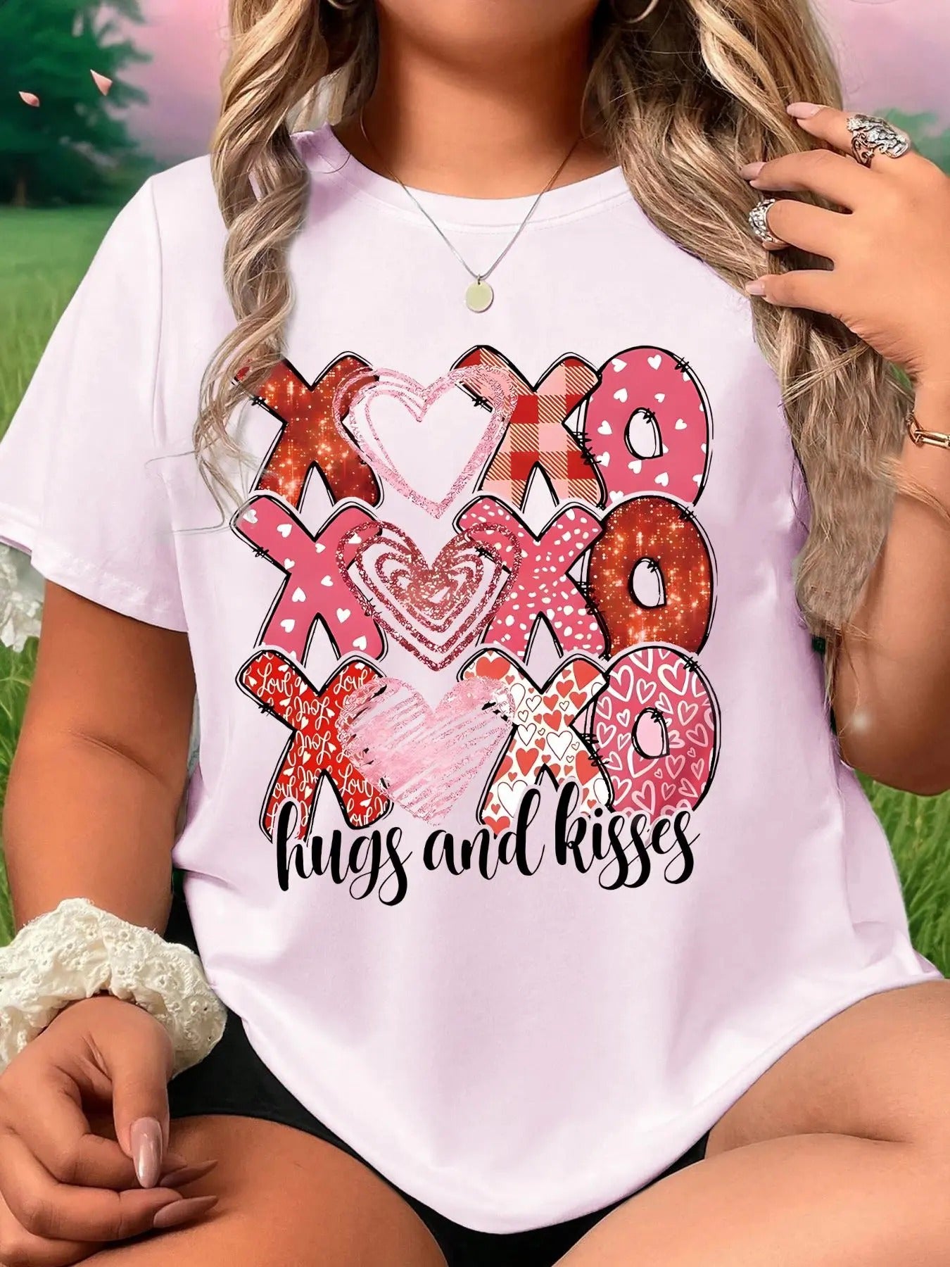 Women's Heart & Letter Print Round Neck Tee, Casual Short Sleeve Crew Neck T-shirt for Summer, Fashion Women's Top for Daily Wear