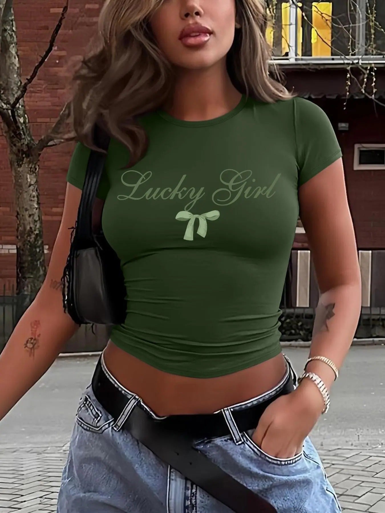 Women's Letter & Bow Print Round Neck Crop Tee, Casual Short Sleeve Crew Neck T-shirt for Daily Wear, Ladies Clothes for All Seasons, Top