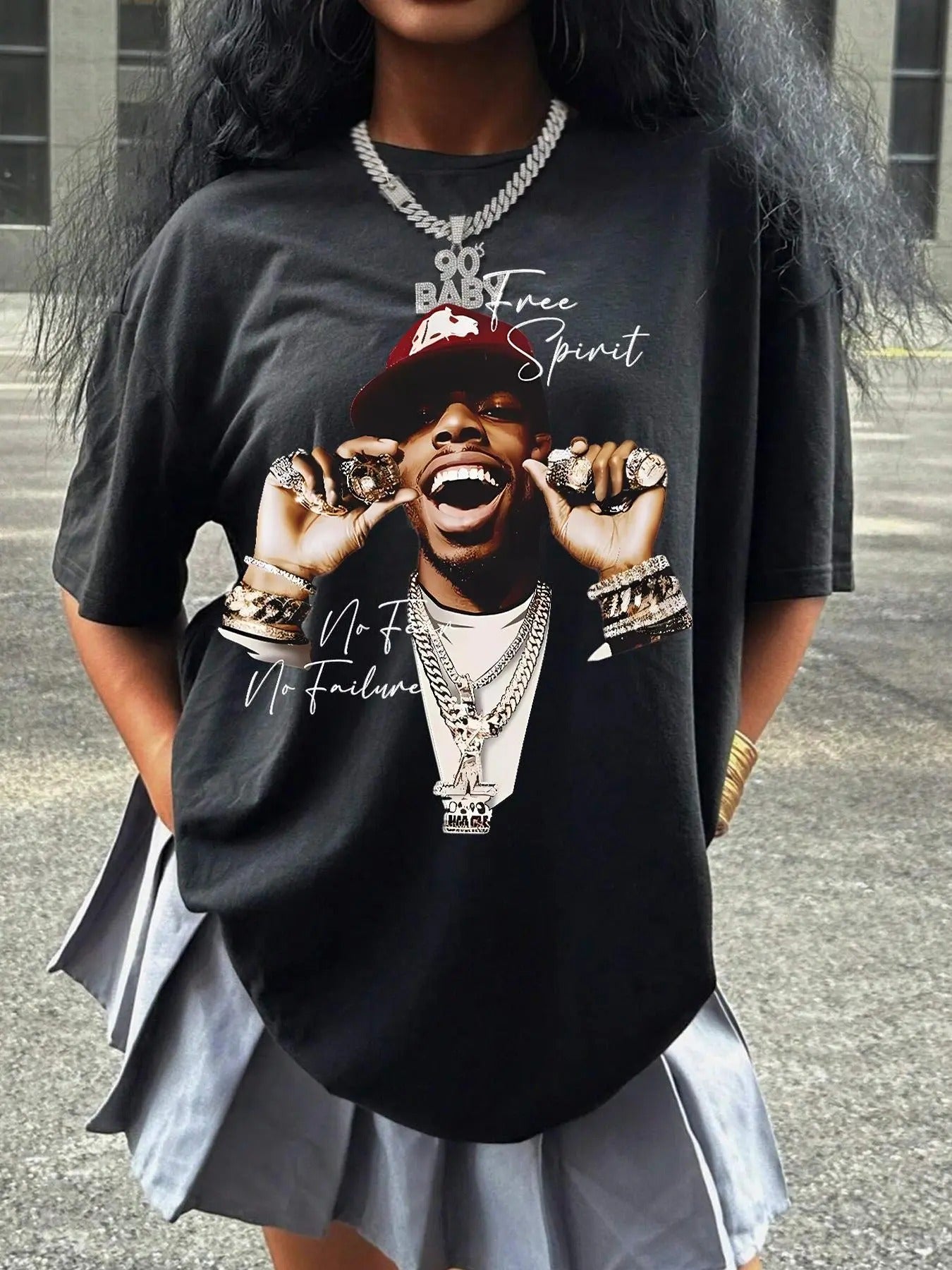 Women's Letter & Graphic Print Round Neck Tee, Fashion Casual Crew Neck T-shirt for Daily Outdoor Wear, Women Tops for Spring & Fall