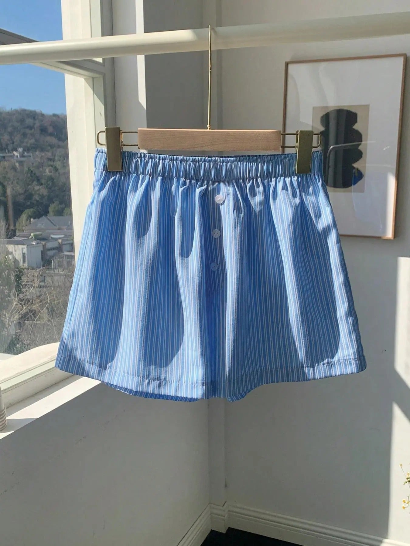 Women's Striped Print Fake Buttons Shorts, Fashion Casual Elastic Waist Shorts for Summer, Women's Bottoms for Daily Wear