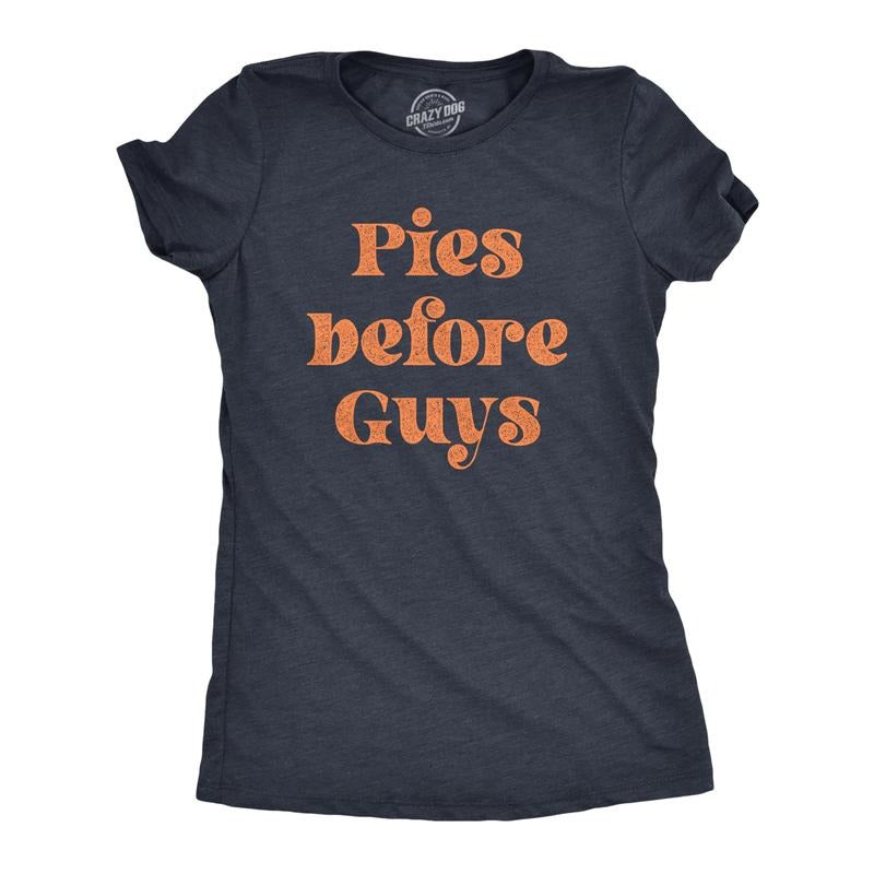 Womens Pies Before Guys T Shirt Funny Thanksgiving Dinner Dessert Graphic Novelty Tee Funny Womens T Shirts Cute Slimming Top Comfortable Soft Womenswear Thanksgiving Tops for Women Funny Food Top Navy