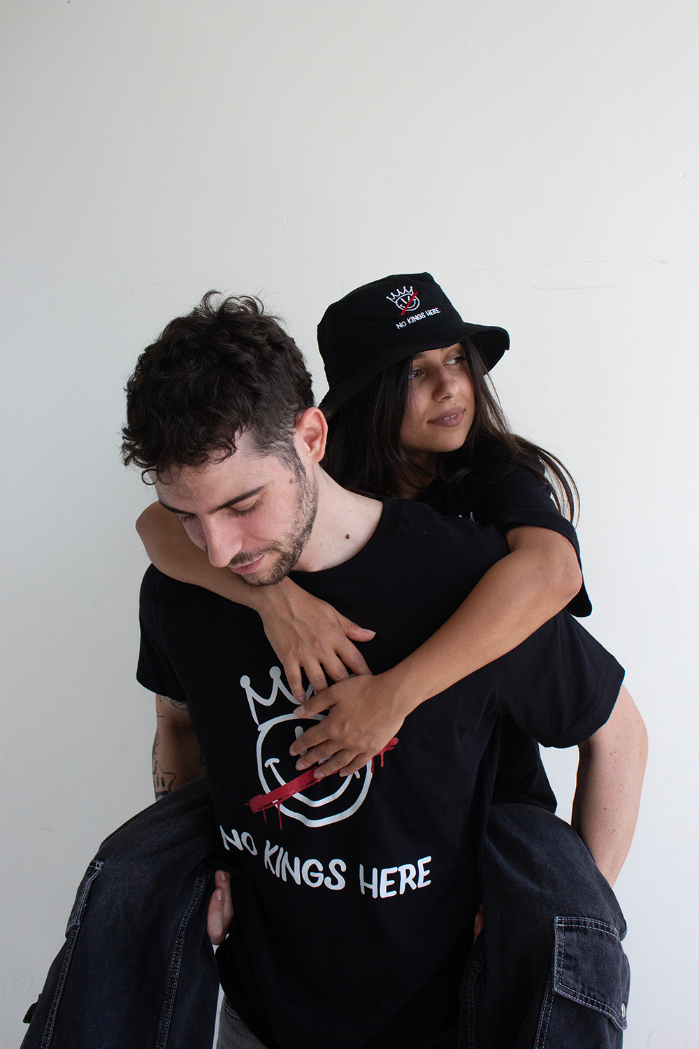No Kings Here T-Shirt (Black) Hoodie, Sweatshirt | WearSparks.com (Image 3)