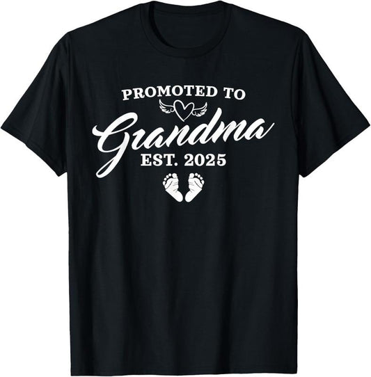 100% Cotton Promoted To Grandma 2025 Pregnancy Announcement New Grandmom T-Shirt