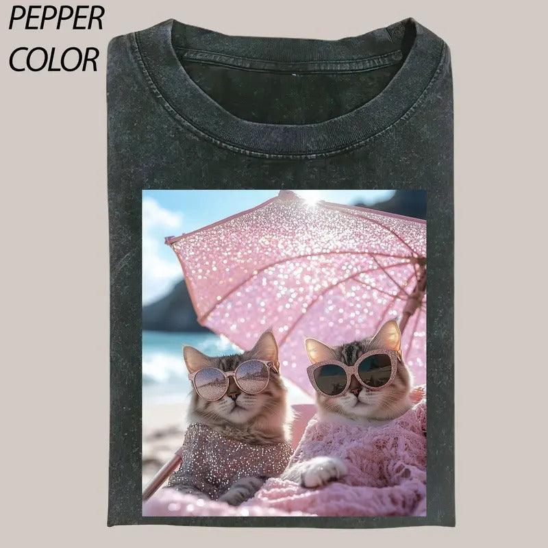 Baby in the Beach Cute moments of meow T-Shirt, Cute Cat Shirt, Cat Love Vintage Graphic Tee, Funny Cat Shirt, Women's T-shirts Streetwear Top Cotton