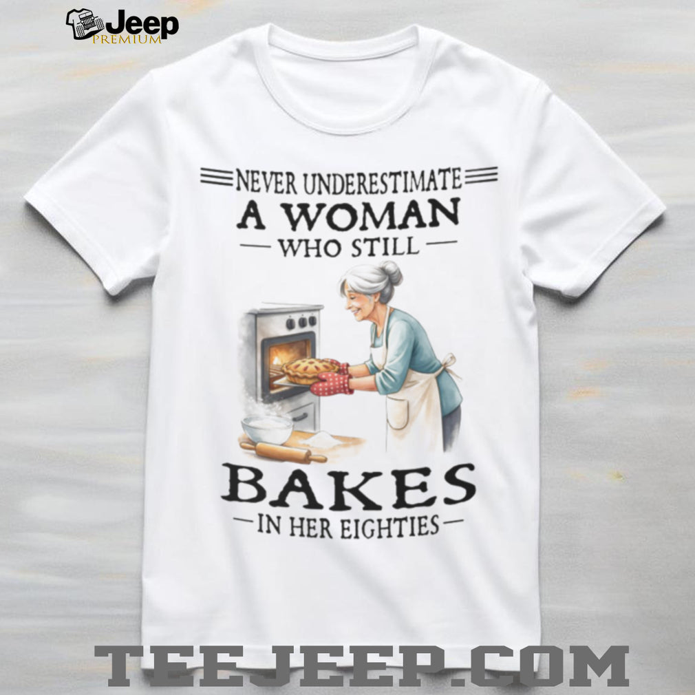 Baking Woman Grandma Old Fashioned Kitchen Hobby Shirt