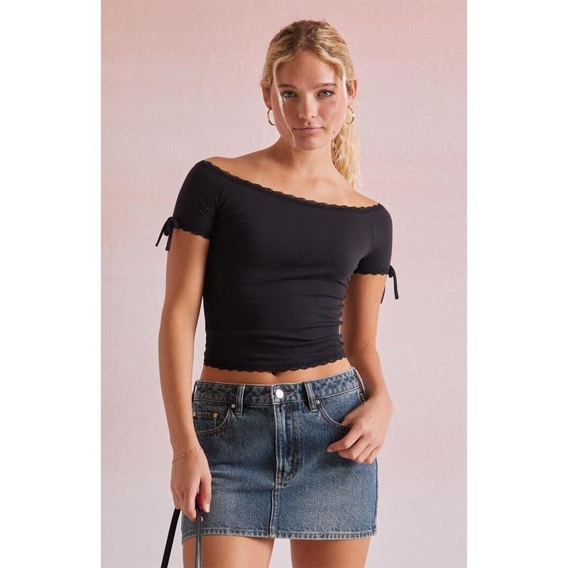 Beverly and Beck Women's Paloma Off-The-Shoulder Top T-Shirts, Hoodie, Sweatshirt | WearSparks.com
