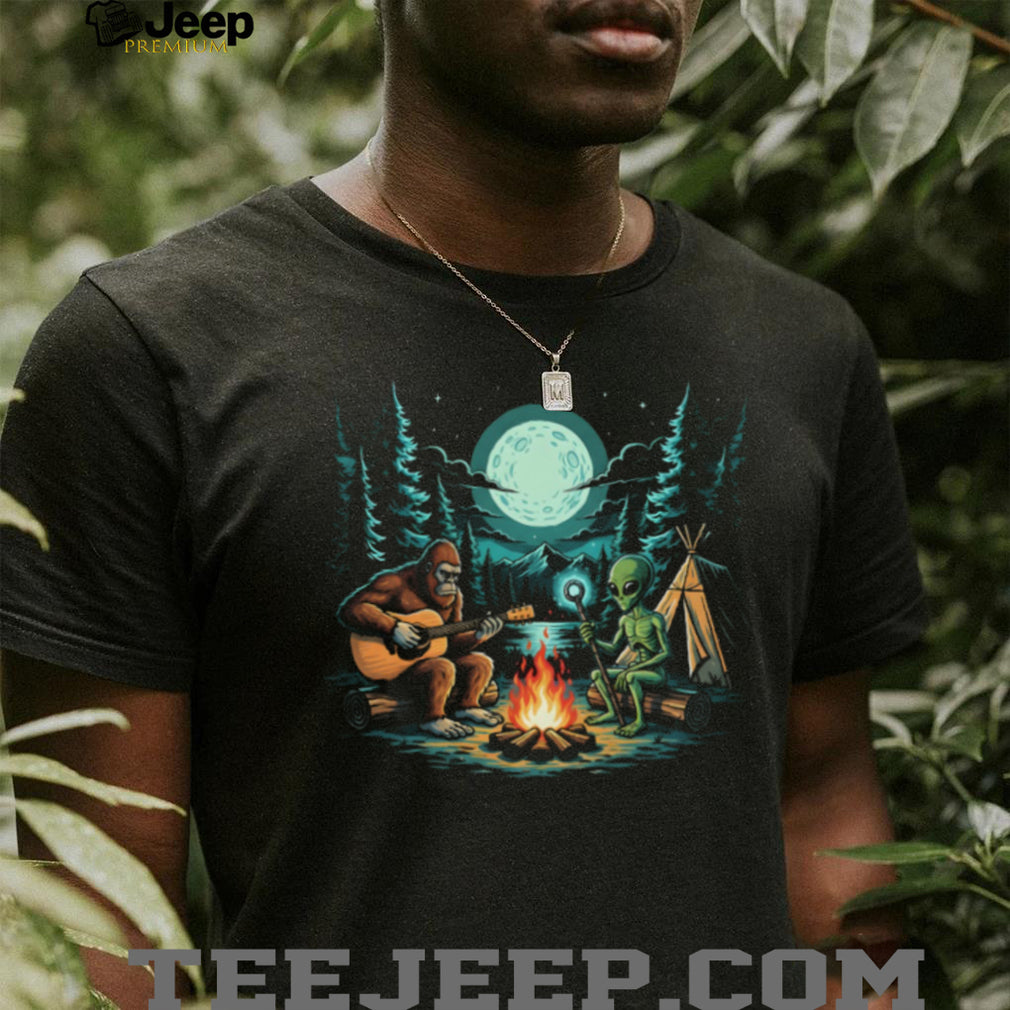 Bigfoot and Alien Camping Campfire Guitar Night Forest T Shirt