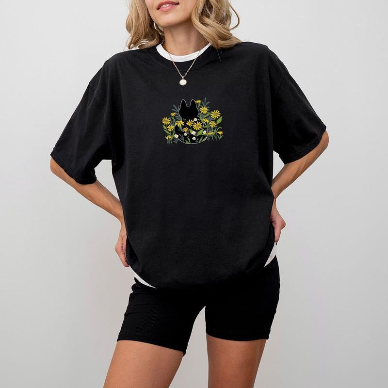 Black Cat with Wildflower Shirt, Cute Black Cat Tshirt, Wildflower Tee for Her, Gift for Cat Lover, Gift for Cat Mom Daughter, Animal Lover Tee, Cat Lovers Tee, Gift for Mom, Floral Shirt for Cat Mom