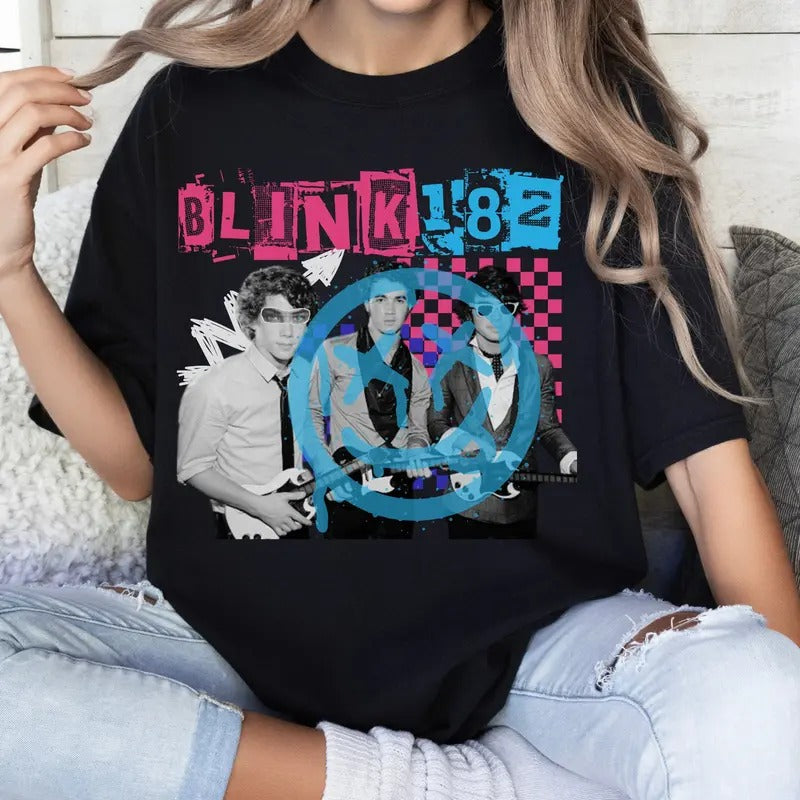 Blink 182 Band Tshirt Kevin Jonas Travis Barker Nick Joe Shirt Funny Im Gonna Tell My Kids Concert Tour Merch Punk, Gift For Fan, Unisex T-Shirt, Gifts For Fan, Short Sleeve Tee Shirt, Gifts For Birthday
