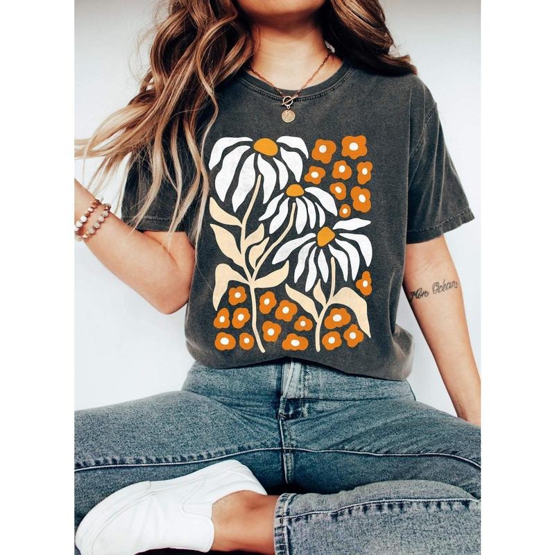 Boho Botanical Daisy Art Nouveau Floral T-Shirt Hoodie, Sweatshirt | WearSparks.com