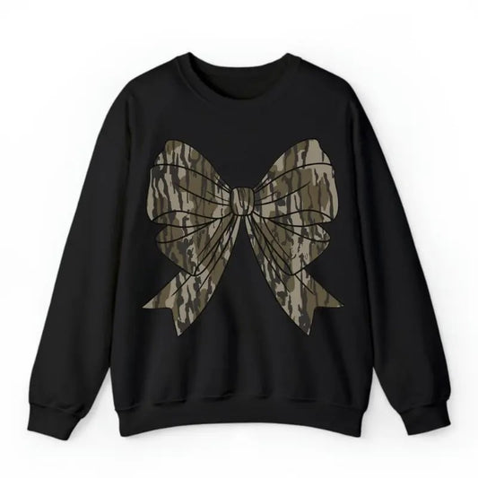 Camo Coquette Bow Duck Hunting Sweatshirt, Old School Camo Girls Camo Sweatshirt, Cute Coquette Bow for Women, Alanasua,...