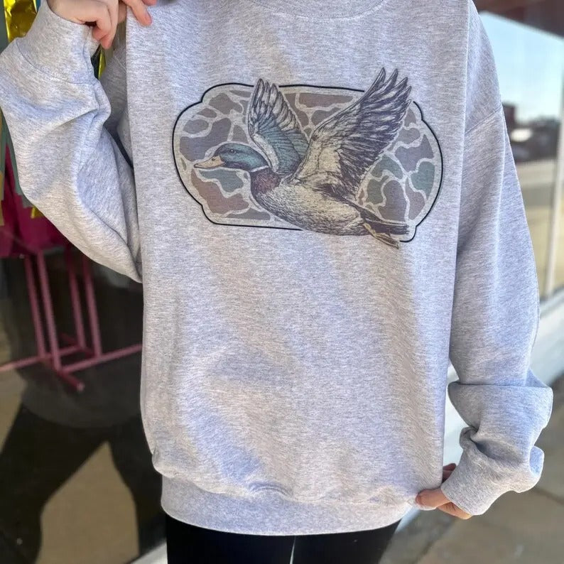 Camo Flying Mallard Bird Old School Camo Vintage Crewneck, T-shirt, Cotton Hoodie Sweatshirts Womenswear Day Love Polyester Tops