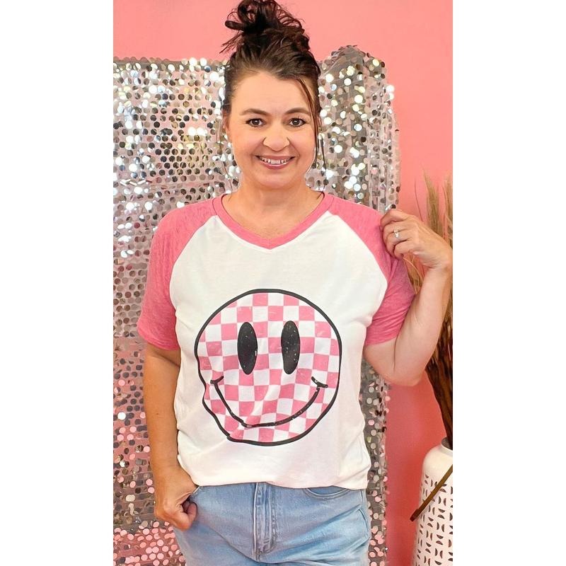 Checkerboard Smiley Graphic Natural-Red V-Neck