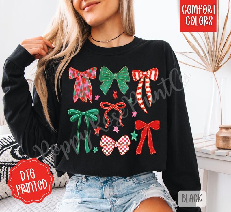 Christmas Bows Comfort Colors Long Sleeve T-Shirt, Cute Women's Holiday Tee