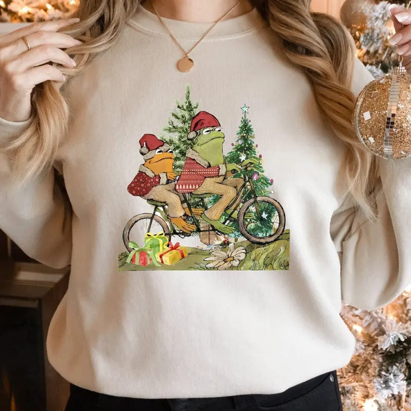 Christmas Frog And Toad Sweatshirt, Vintage Christmas Hoodie ,Cute Frog Gift Shirt, Frogs Christmas Shirt, Frog Lover Gift, Retro Xmas Shirt