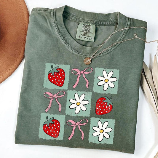 Comfort Colors Retro Checkered Strawbery Coquette Shirt, Boho Floral Tee, Strawberry Festival T-Shirt, Strawberry Mama Shirt
