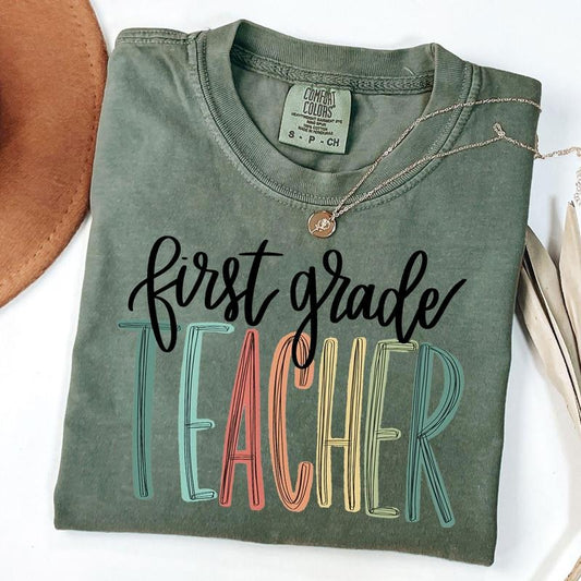 Comfort Colors Retro First Grade Teacher Shirt, Vintage 1st Grade Tee, Elementary School T-Shirt, Cute Teaching Shirt, Back to School Tee