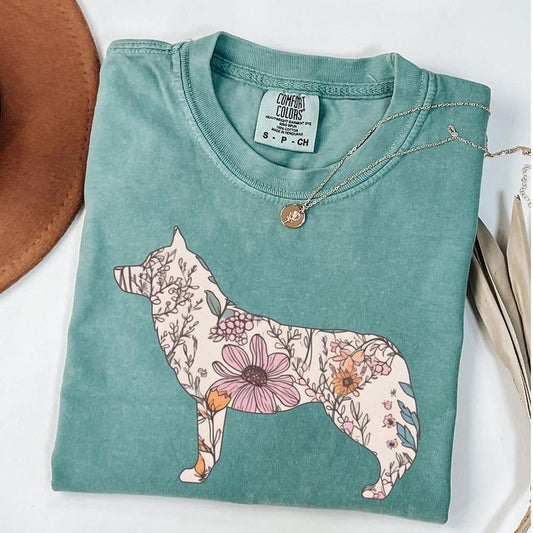 Comfort Colors Siberian Husky Shirt, Wildflowers Huskies T-Shirt, Cottage Core Husky Shirt, Gift for Dog Mom, Dog Mama Gifts, Trendy