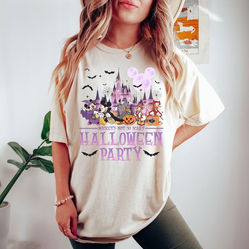 Comfort Colors Silly Goose Shirt, Halloween GooseBumps Shirt, Goose Halloween Shirt, Goose On The Loose Shirt, Silly Halloween Shirt, Funny Halloween Shirt