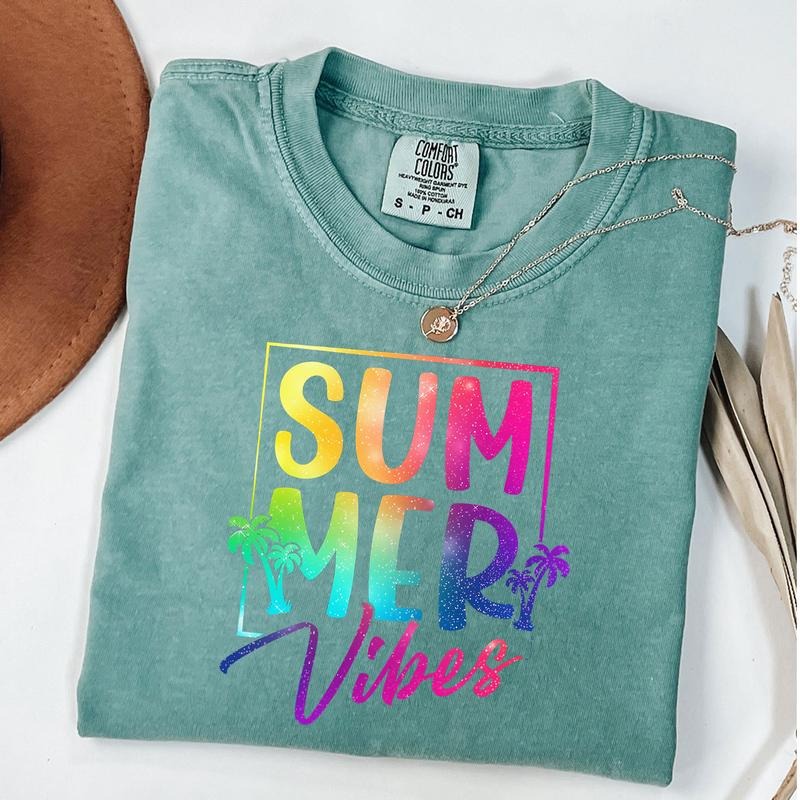 Comfort Colors Summer Vibes T-Shirt, Glitter Beach Shirt, Tropical Sunset Tee, Retro Summer T-Shirt, Coastal Vibes Shirt, Vibrant Holiday Tee