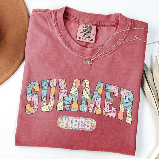 Comfort Colors Summer Vibes T-Shirt, Retro Beach Shirt, Sunny Days Tee, Floral Varsity T-Shirt, Trendy Vacation T-Shirt, Summer Graphic Shirt