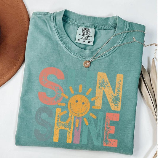Comfort Colors Vintage Sunshine Shirt, Hello Sunshine T-Shirt, Retro Beach Vacation Shirts, Beachy Vibes Shirts, Retro Vacation Shirts