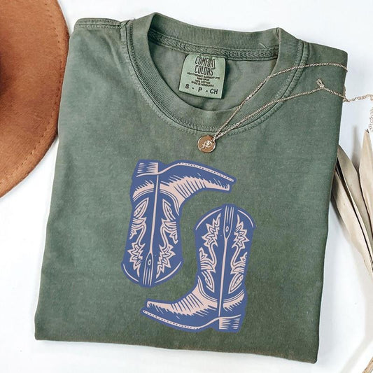 Comfort Colors Vintage Western T-Shirt, Cowboy Boots Shirt, Womens Western Cowgirl Shirt, Trendy Graphic Tee
