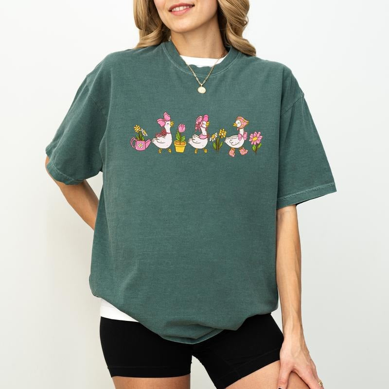 Coquette Goose Comfort Colors Shirt, Silly Ducks T-shirt, Silliest Goose On The Loose Graphic Tee, Goose Lovers Clothing, Funny Meme Goose Outfits