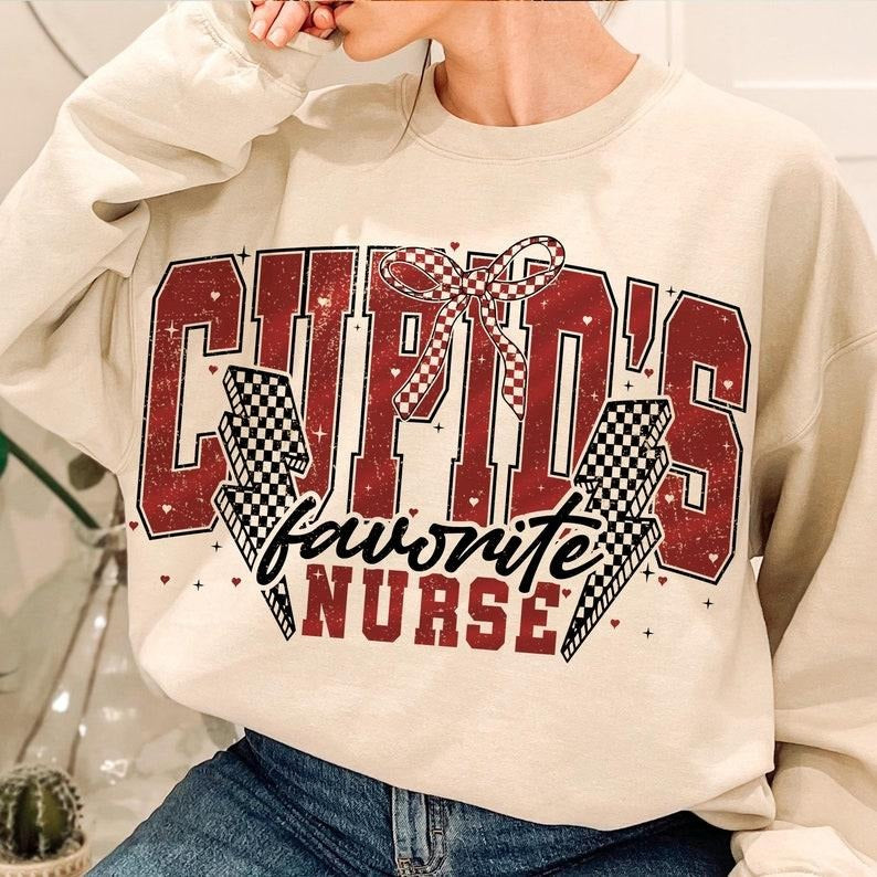 Cupid's favorite Nurse Sweatshirt, Nurse life Valentine Sweatshirt, Nurse Coquette bow checkred Sweatshirt, Valentines Day Nurse Sweatshirt, Cna Nurse Gift Sweatshirt