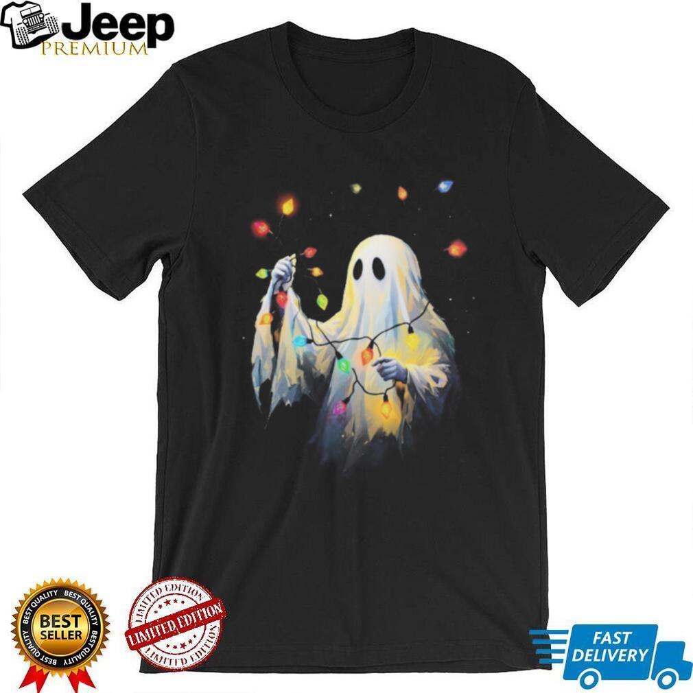Cute Ghost Holding Christmas Lights Holiday Aesthetic T Shirt