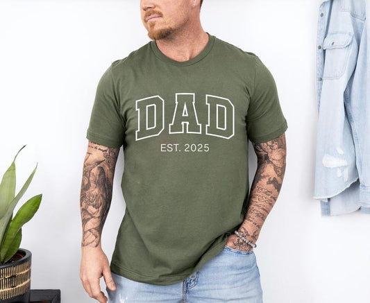 Dad Est. 2025 Shirt, Expect Baby 2025, Promoted To Dad Est 2025 Daddy To Be Gifts First Time Dad T-Shirt, New Dad Tee