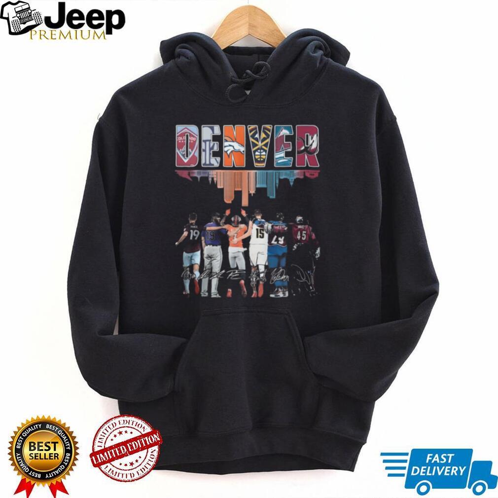 Denver City Skyline Players Huddle Sports Fan T Shirt