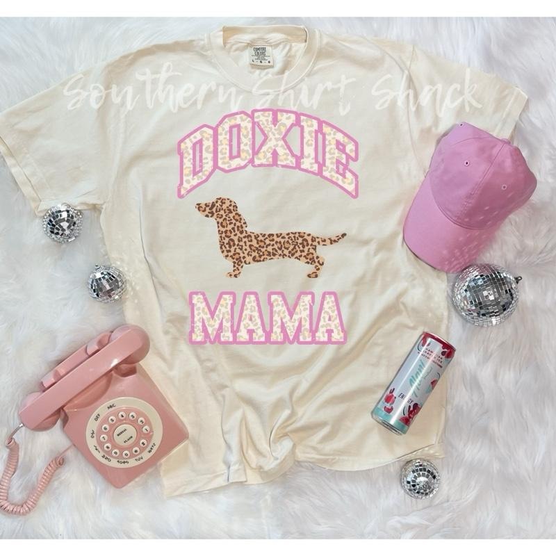 Doxie Mama T shirt  | Dog Mama | Ivory comfort colors t shirt