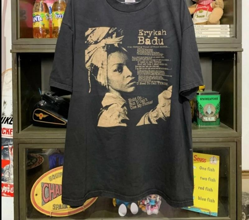Erykah Badu Tee Gift for men women T-shirt,Graphic T-Shirt Gift For Men Women