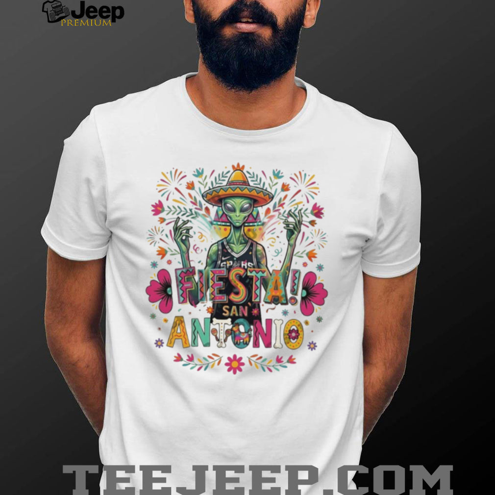 Fiesta San Antonio Alien Sombrero Spurs Basketball White Graphic T Shirt