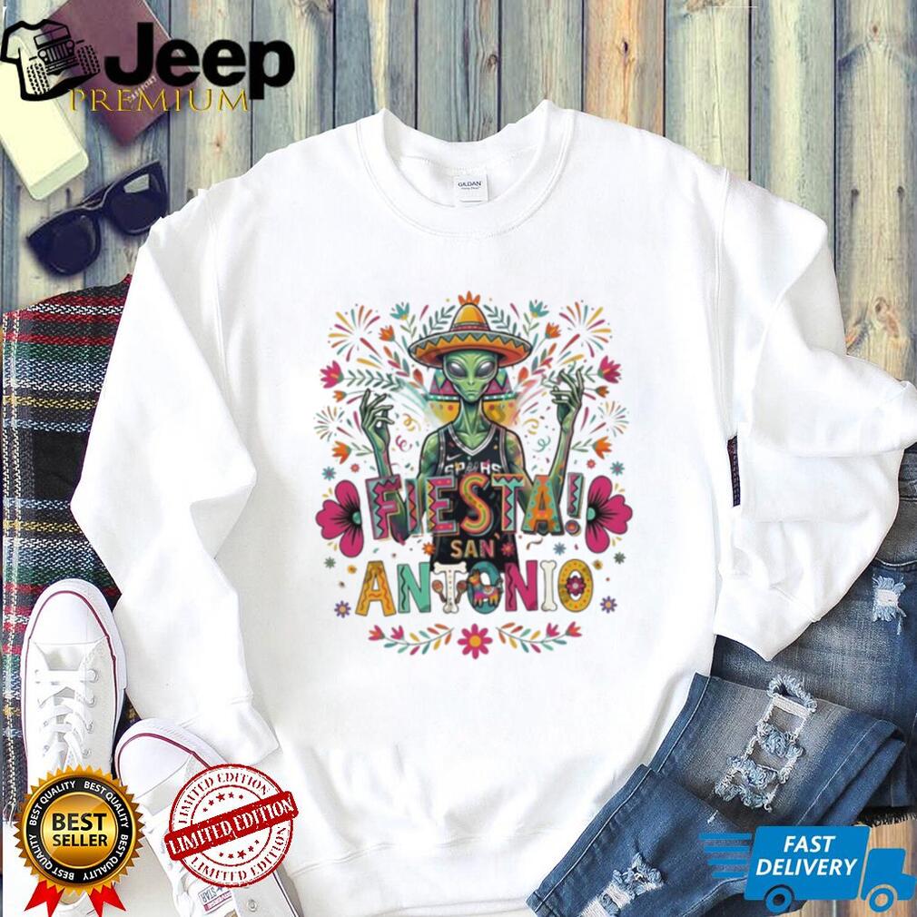 Fiesta San Antonio Alien Sombrero Spurs Basketball White Graphic T Shirt