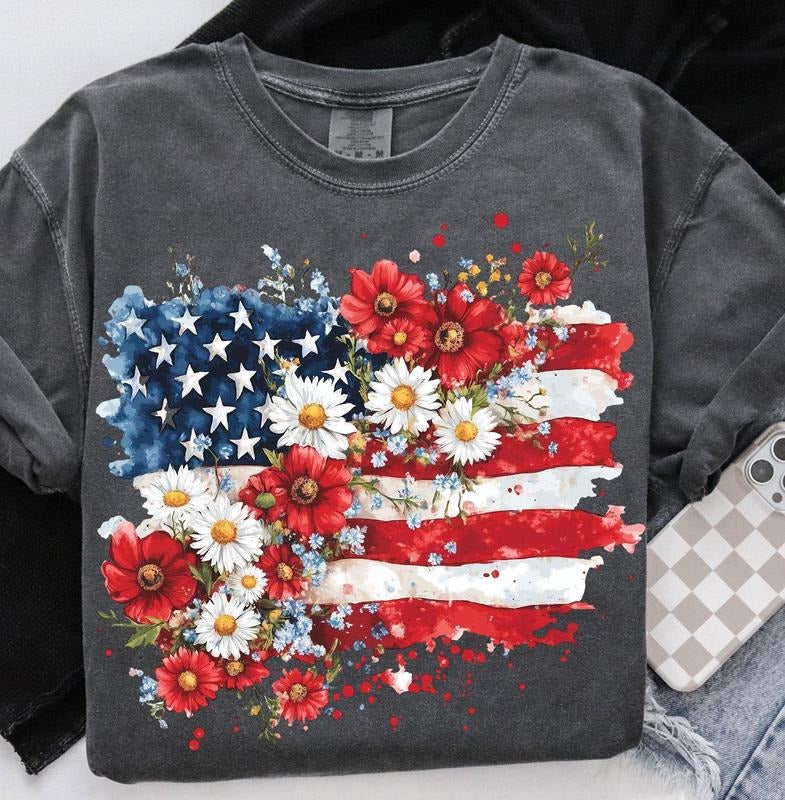 Floral American Flag tee, America tshirt, Coquette 4th Of July tee, Retro 4th of July tshirt