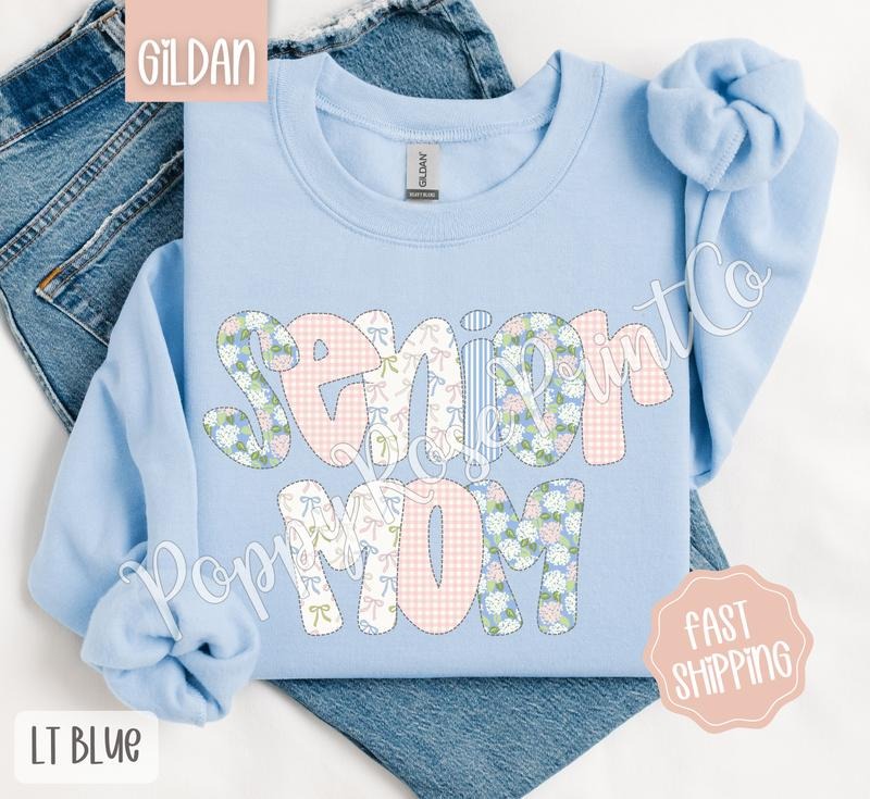 Floral Senior Mom Sweatshirt, Cute Spring Mama Sweater, Coquette Flower Crewneck, Mother's Day, Gift for Her