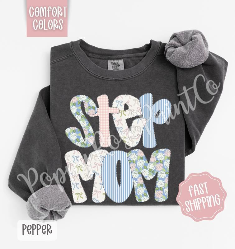Floral Step Mom Comfort Colors Sweatshirt, Cute Spring Mama Sweater, Coquette Flower Crewneck, Mother's Day Gift