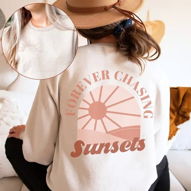 Forever Chasing Sunsets Sweatshirt Retro Beach Sweater Oversized Aesthetic Summer Crewneck Sweatshirt Boho Sunset Pullover Hoodie Trendy