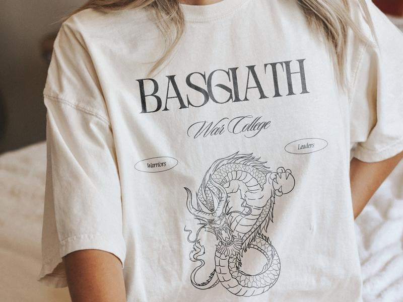 Fourth Wing Shirt Basgiath War College Rebecca Yarros Violet Sorrengail Xaden Riorson Booktok Merch Dark Romance Shirt The Empyrean Series T-shirt