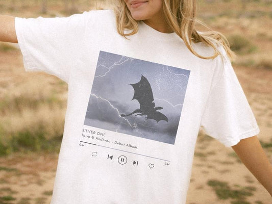 Fourth Wing T-Shirt Violet Sorrengail Silver One Basgiath War College Shirt Tairn and Andarna Xaden Riorson Riders Quadrant Rebecca Yarros Tee