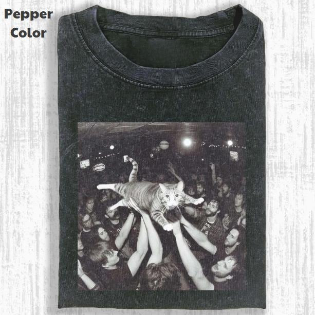 Funny Animal Vintage Graphic Tee, Toss The Wacky Cat Up T-Shirt, Animal Shirt, Unisex Meme Cringe Funny Shirt, Menswear Womenswear Streetwear Cotton Comfort