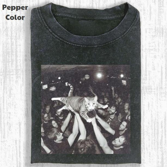 Funny Animal Vintage Graphic Tee, Toss The Wacky Cat Up T-Shirt, Animal Shirt, Unisex Meme Cringe Funny Shirt, Menswear Womenswear Streetwear Cotton Comfort