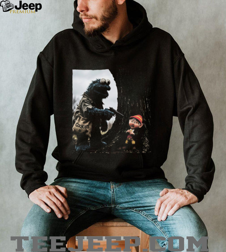 Funny Cookie Monster Holding Up Keebler Elf Vintage Dark Humor Graphic T Shirt
