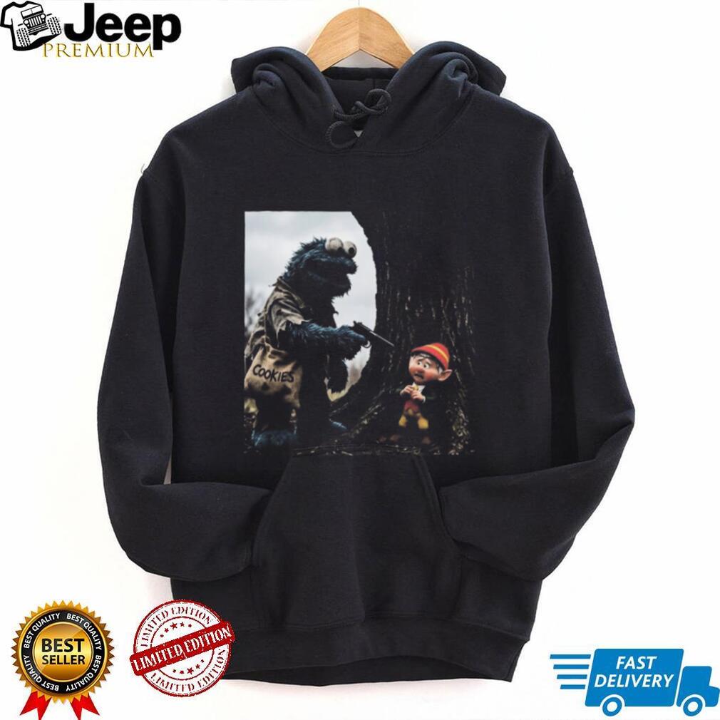 Funny Cookie Monster Holding Up Keebler Elf Vintage Dark Humor Graphic T Shirt