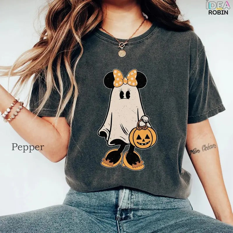 Ghost Shirt, Halloween Shirt, Trick or Treat Shirt, Halloween Shirt, Pumpkin Shirt Hoodie, Sweatshirt | WearSparks.com