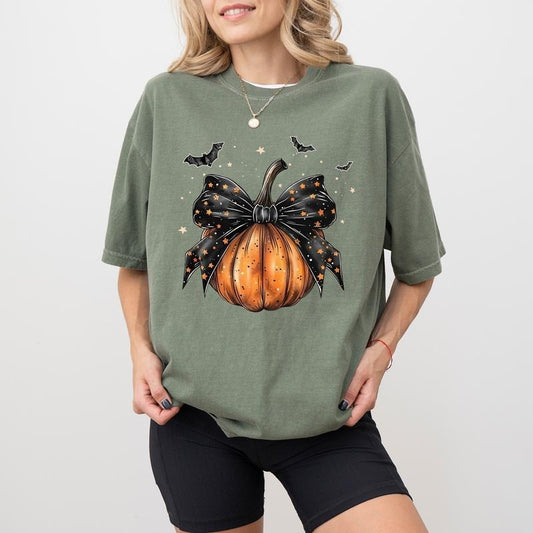 Gothic Coquette Bow Pumpkin Shirt Comfort Colors, Halloween Pumpkin Tees For Girls, Cute Girly Pumpkin Tshirt, Vintage...