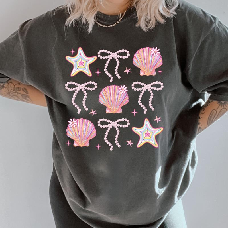 Graphic Beach Doodles T-shirt, Casual Oversized Cotton Shirt for the Beach Comfort Fabric Top Womenswear Unisex Women Lady Tshirt