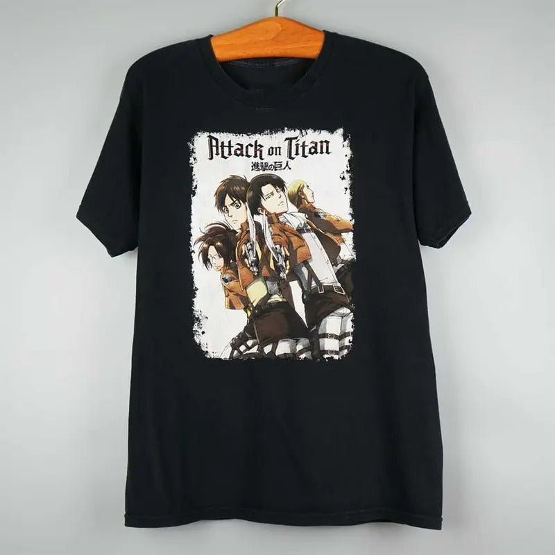Graphic Vintage  Attack on Titan AOT t-shirt